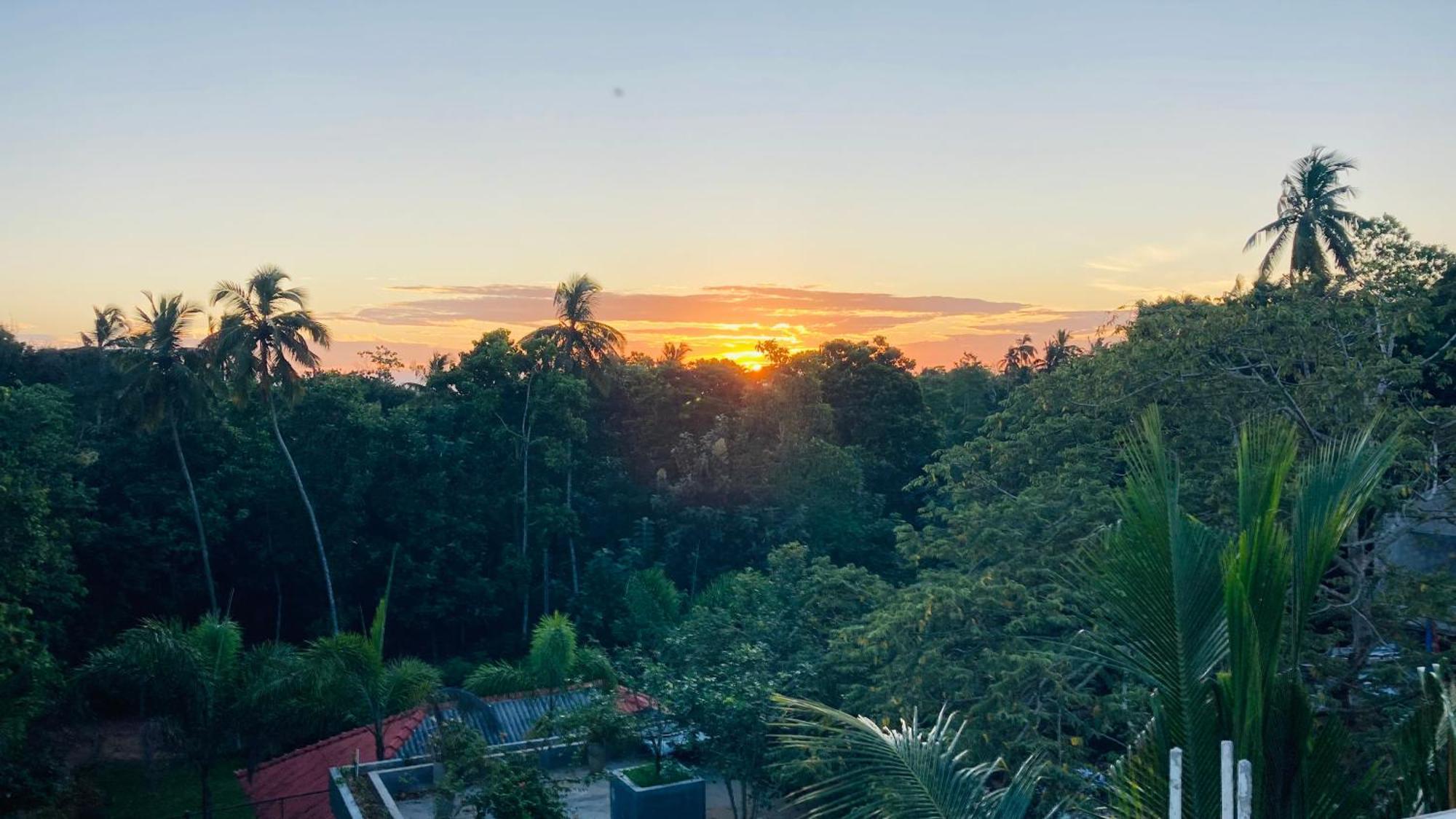 Ayubowan Hiriketiya Apartment Dikwella Luaran gambar