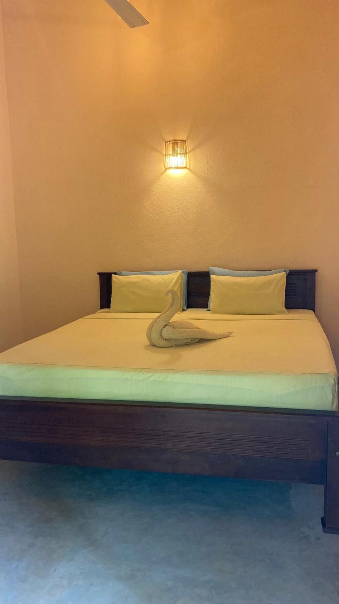 Ayubowan Hiriketiya Apartment Dikwella Luaran gambar